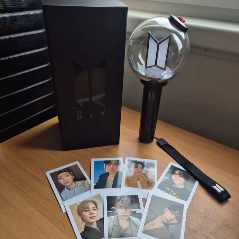 Official B Ts Light Stick Crad - Pop Display Shelf recensie en prijs