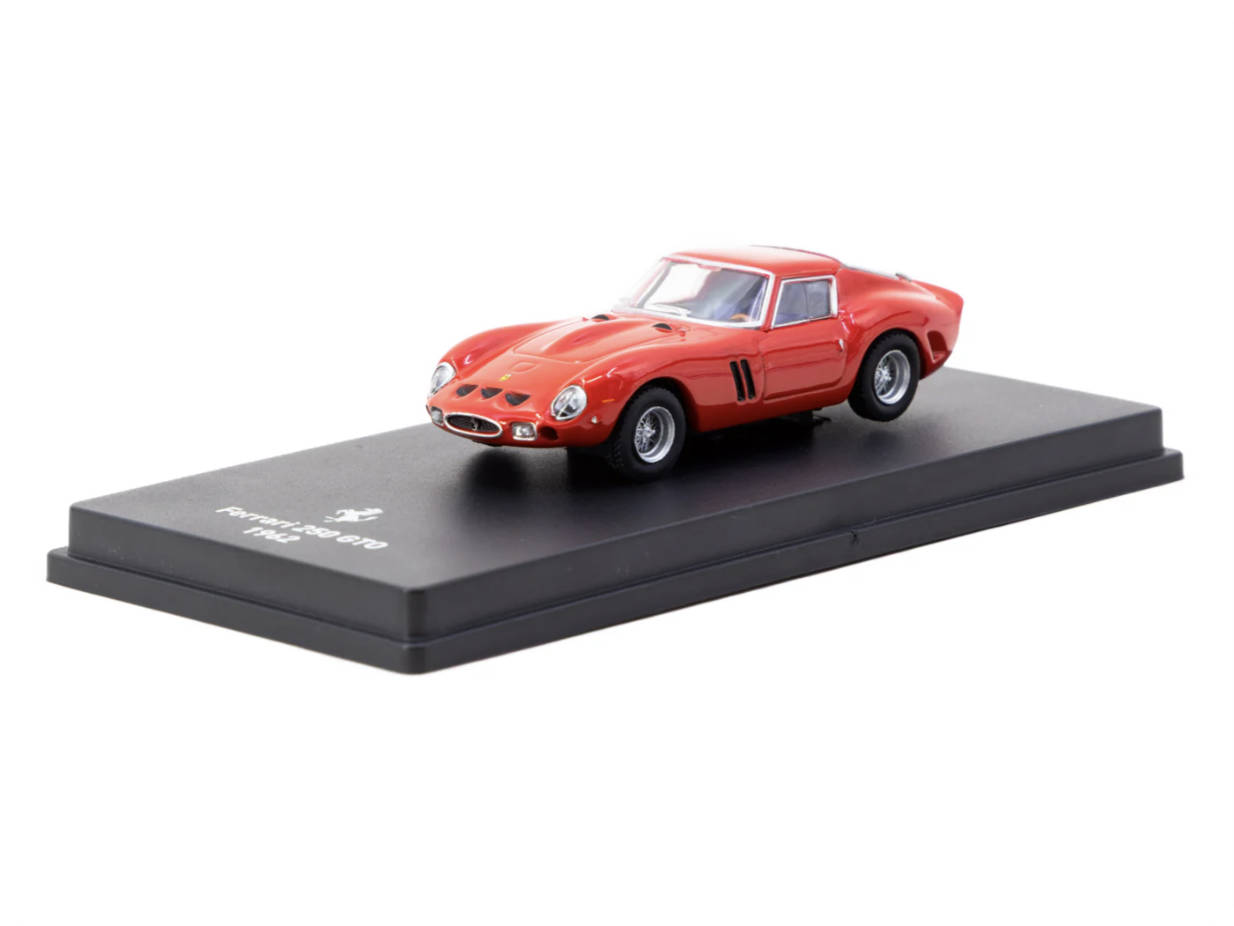 Car in Magazine CENTAURIA IXO  - Die Cast Car 1 64 recensie en prijs