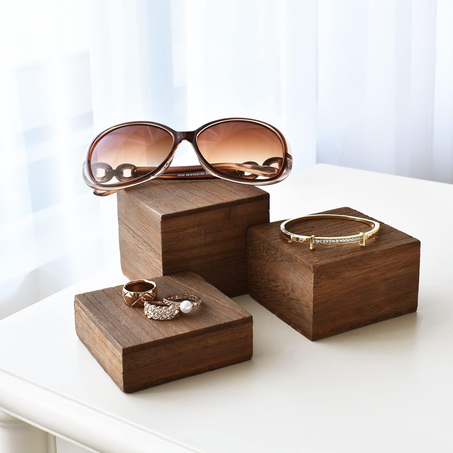 Wooden Display Risers Set - 3  - Display Risers Set recensie en prijs